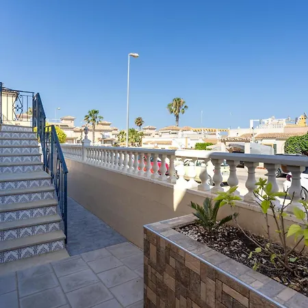 Elche Villa *